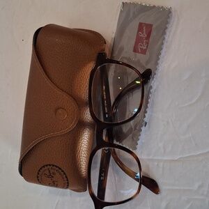 Ray-Ban Brown Leather Glasses Case